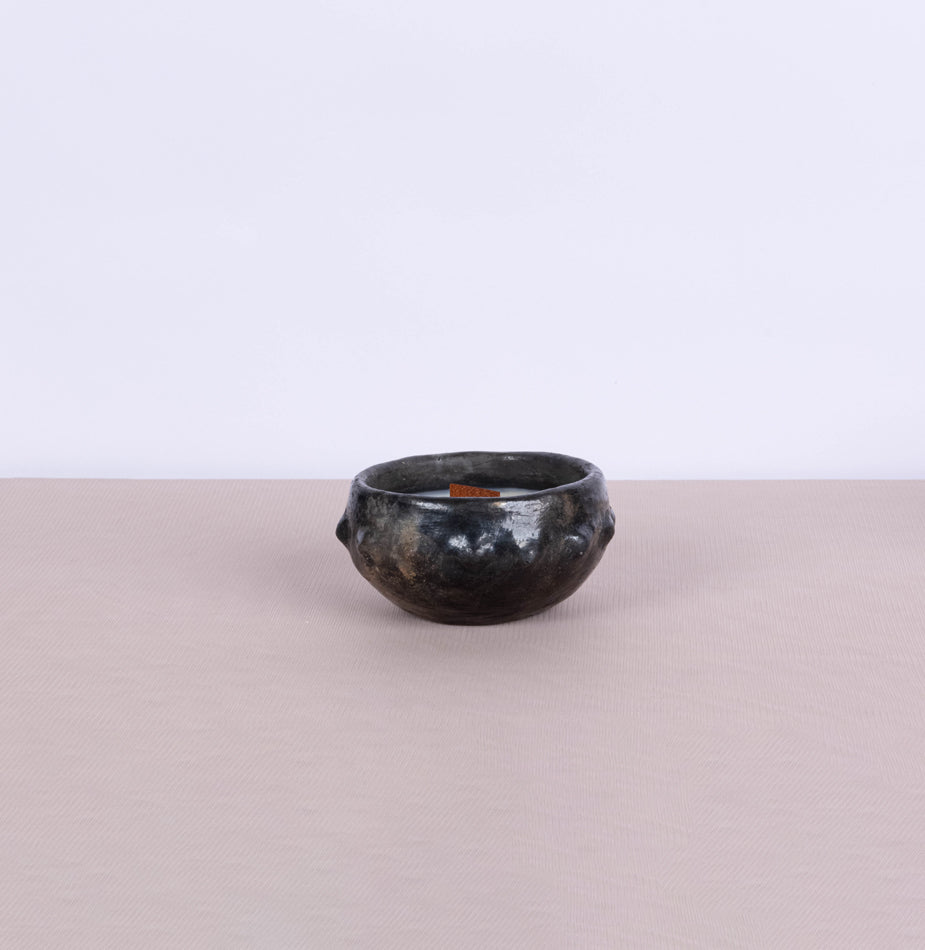 Black Sejnane Candle With Textured Surface 1 - Fastoun
