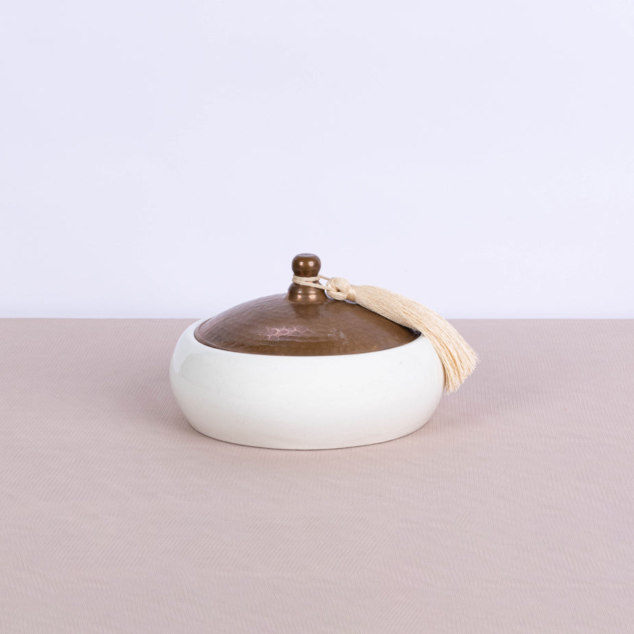 Copper Tasseled Ceramic candle - Fastoun