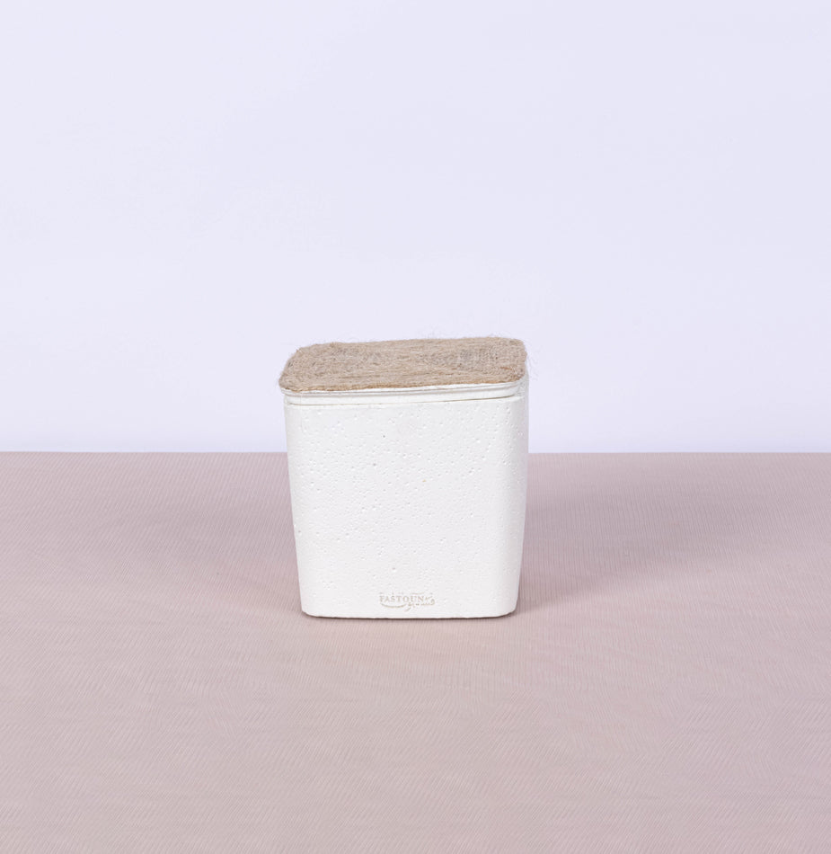 Large square white concrete box with vegetal rope lid - Fastoun